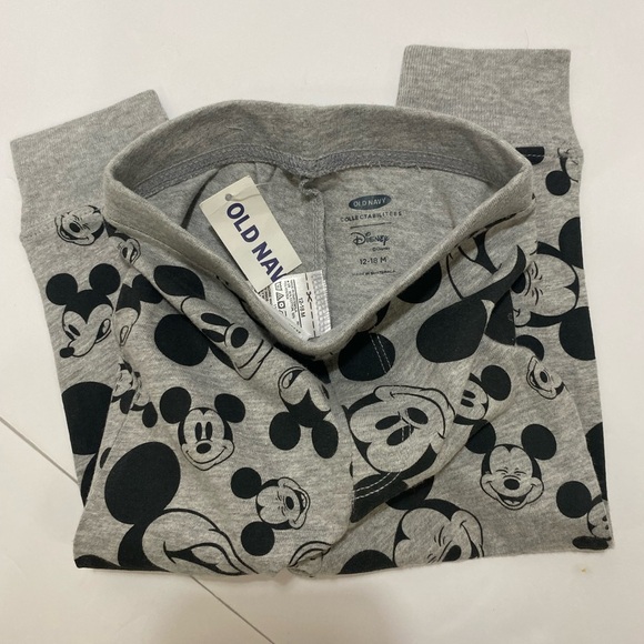 NWT 🆕OLD NAVY DISNEY ⭐️ DISNEY SWEATS 12-18 mo - Picture 4 of 4